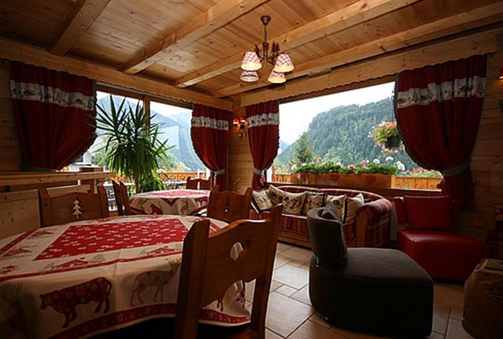 Le Castellan Hotel Châtel Kültér fotó